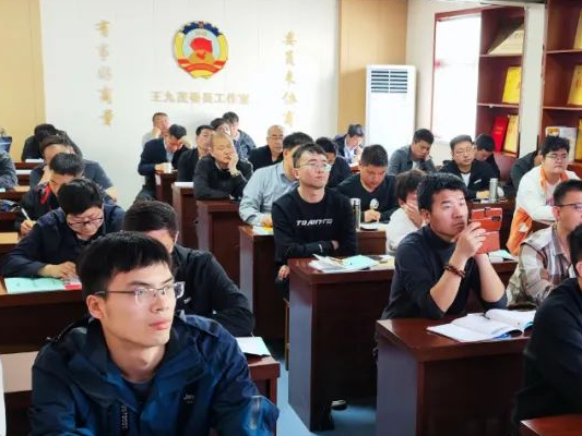 FGI was invited to co-host 900 million heavy industry mine elevator professional training class